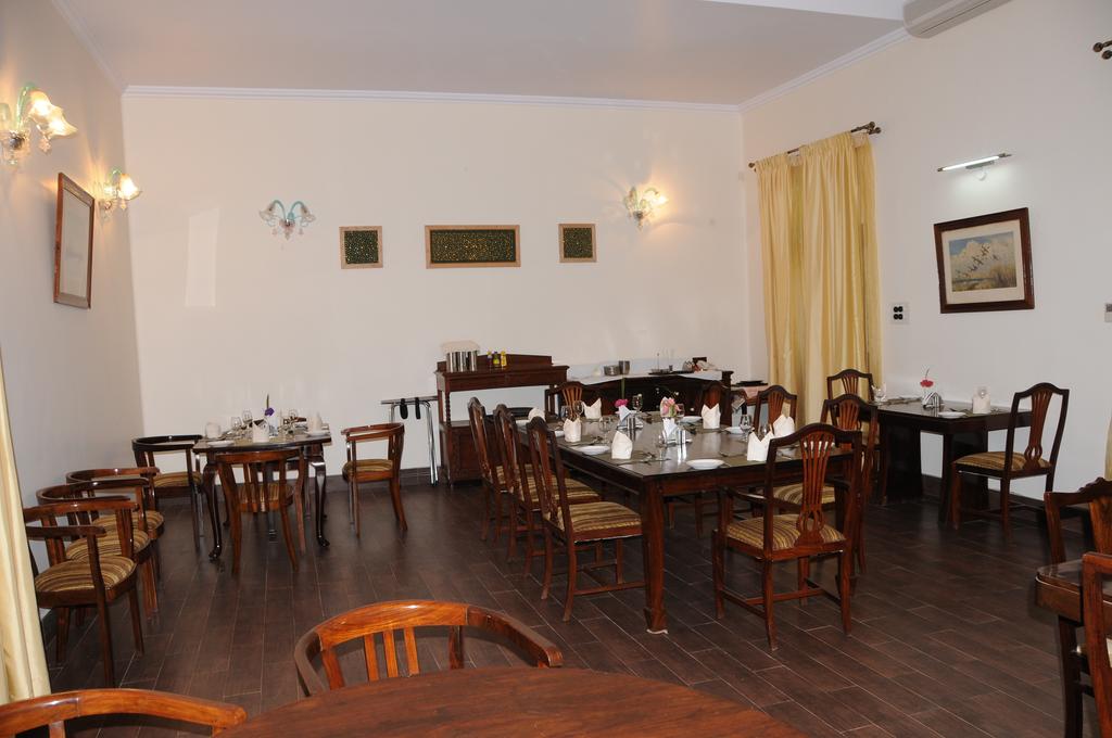Shivavilas Palace Heritage Hotel Hampi Restaurant